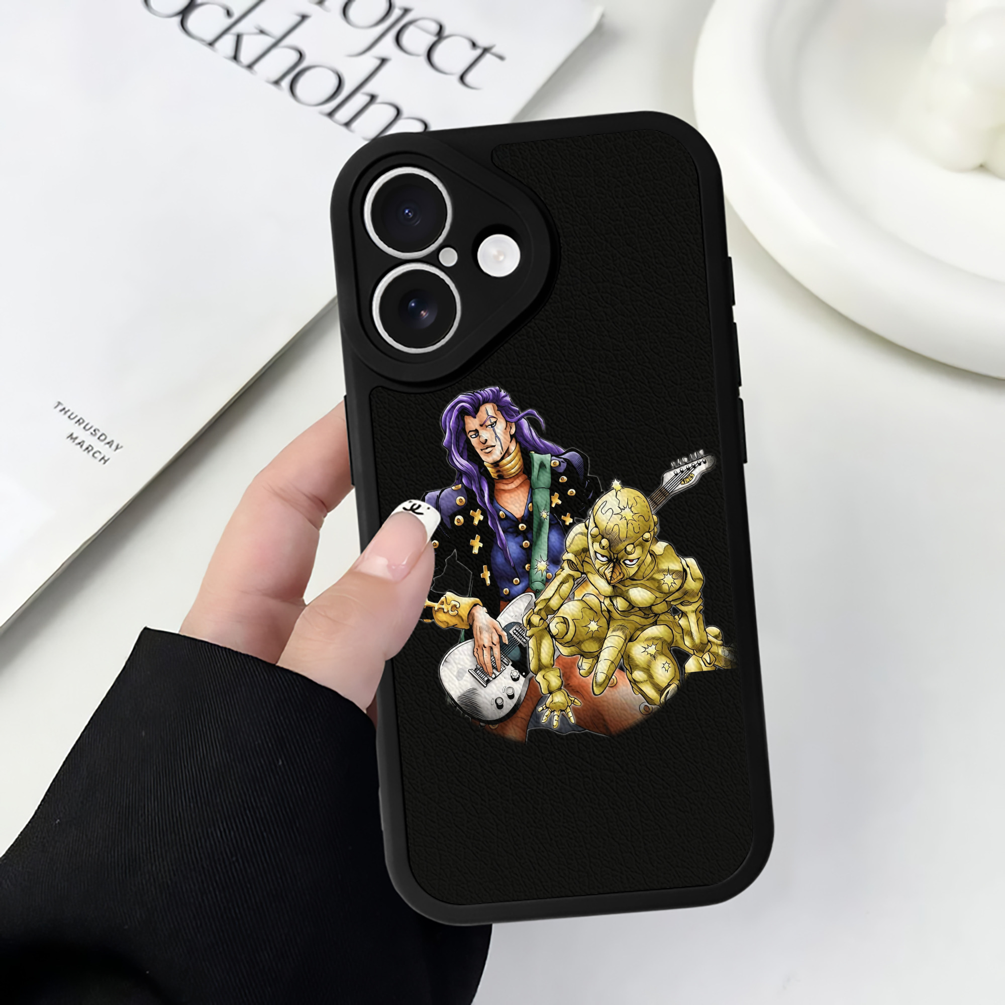 （画像用） ジョジョの奇妙な冒険 おといし あきら JoJo's Bizarre Adventure Akira Otoishi 【iPhone 16シリーズ対応】シリコンスマホケース（レザー調） 材質：シリコン